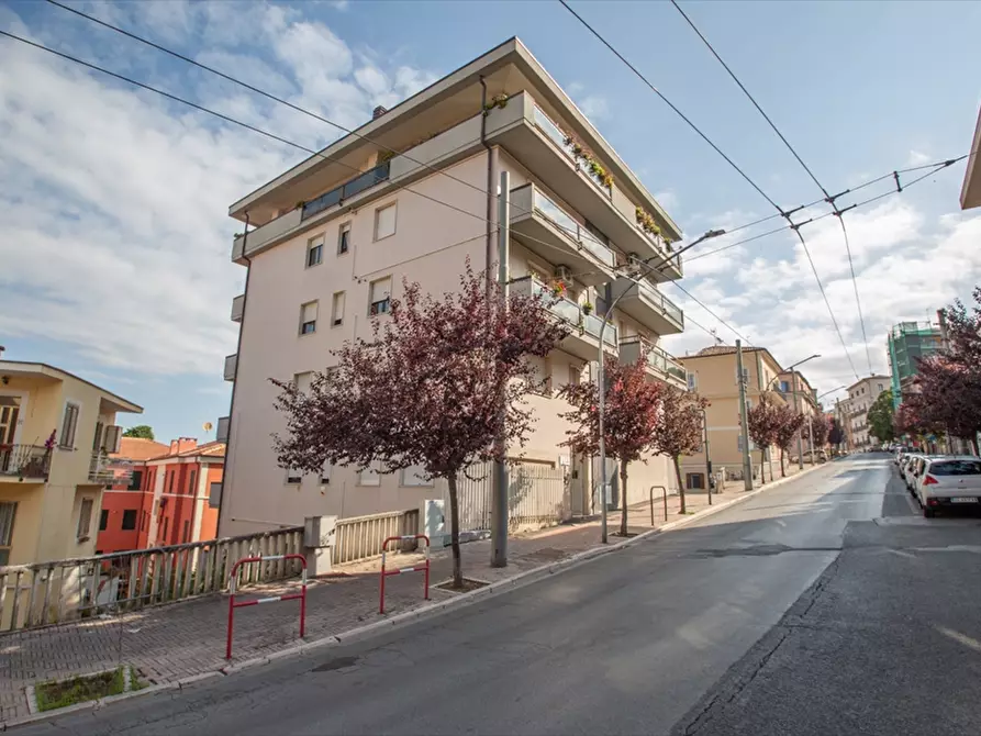 Immagine 13 di Appartamento in vendita  in via Madonna degli Angeli - Nr. 46 a Chieti
