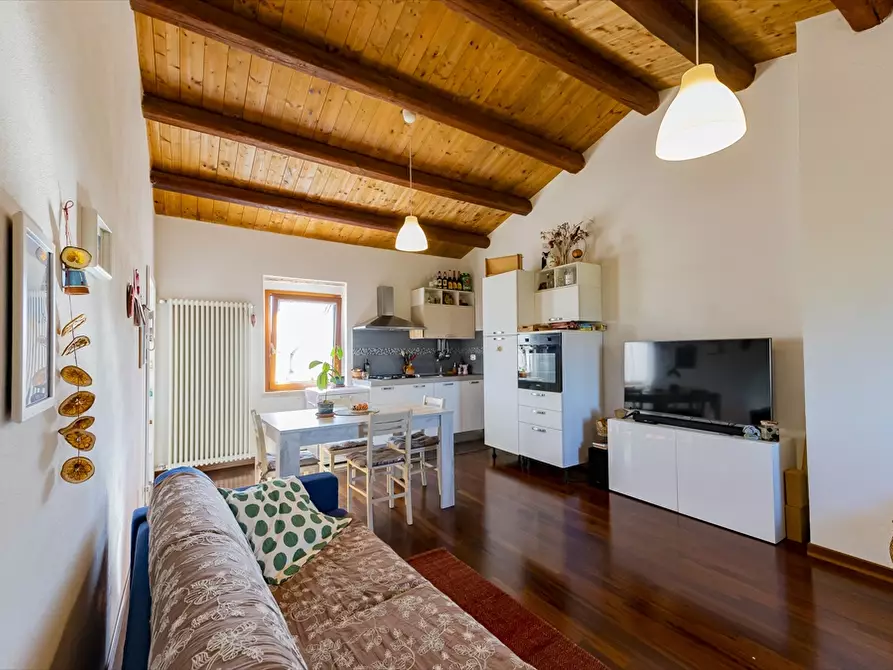 Immagine 6 di Villa in vendita  in Via Di Luzio a Cepagatti