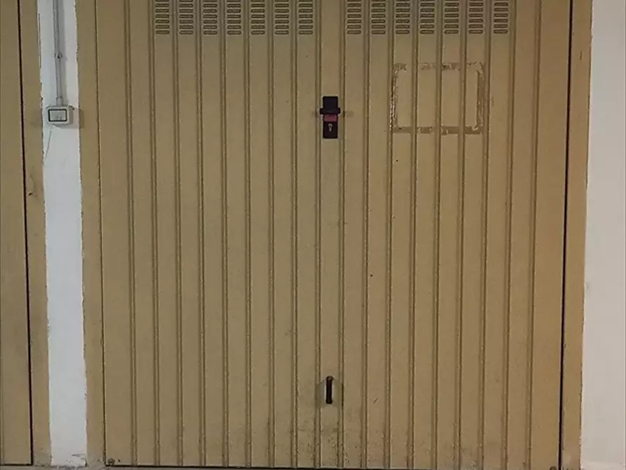 Immagine 16 di Garage in vendita  in Via Gennargentu n. SNC a Sassari