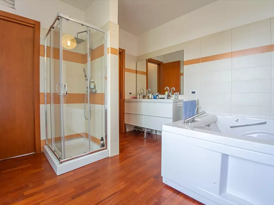 Immagine 15 di Villa in vendita  in via Torre 25 a Torrevecchia Teatina