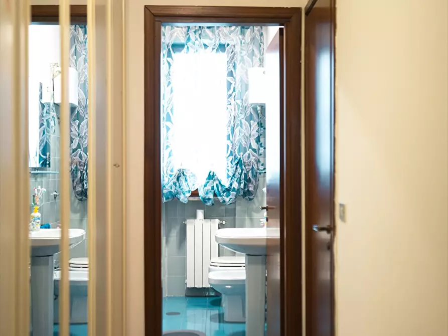 Immagine 8 di Appartamento in vendita  in VIA PIETRO NENNI 170 a San Giovanni Teatino