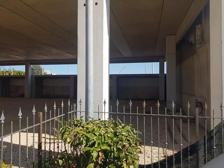 Immagine 6 di Capannone industriale in vendita  in via Noicattaro a Rutigliano