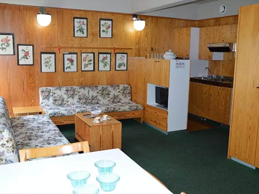 Immagine 1 di Multiproprietà in vendita  in https://www.google.com/maps/place//data=!4m2!3m1!1 a Mezzana