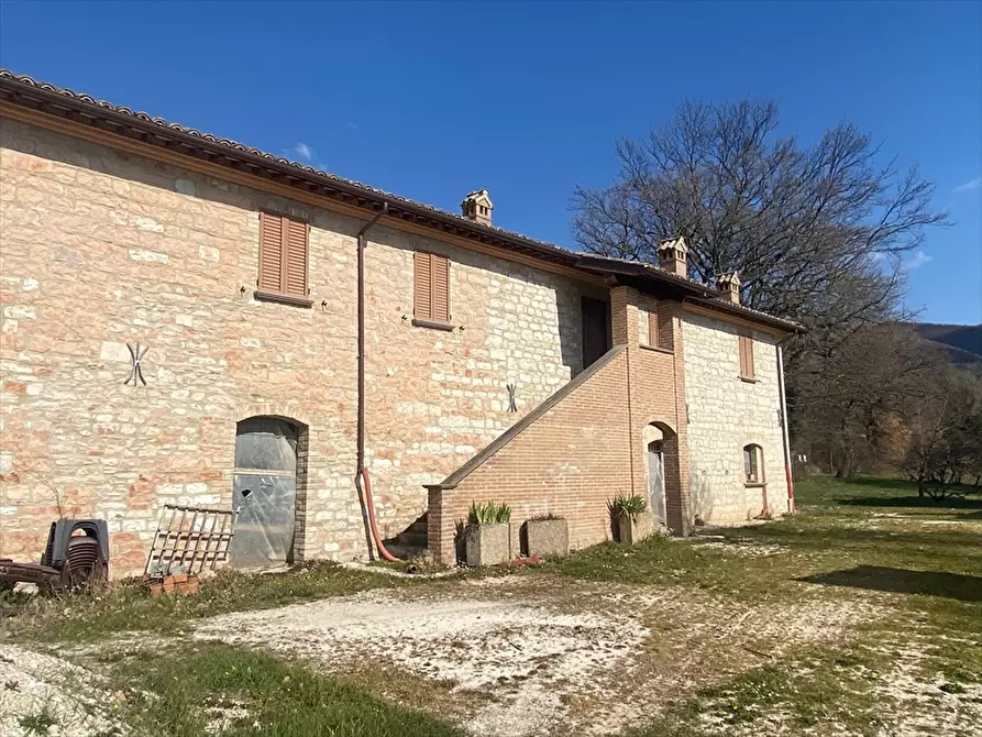 Immagine 8 di Rustico / casale in vendita  in Strada di San Leonardo a Gualdo Tadino