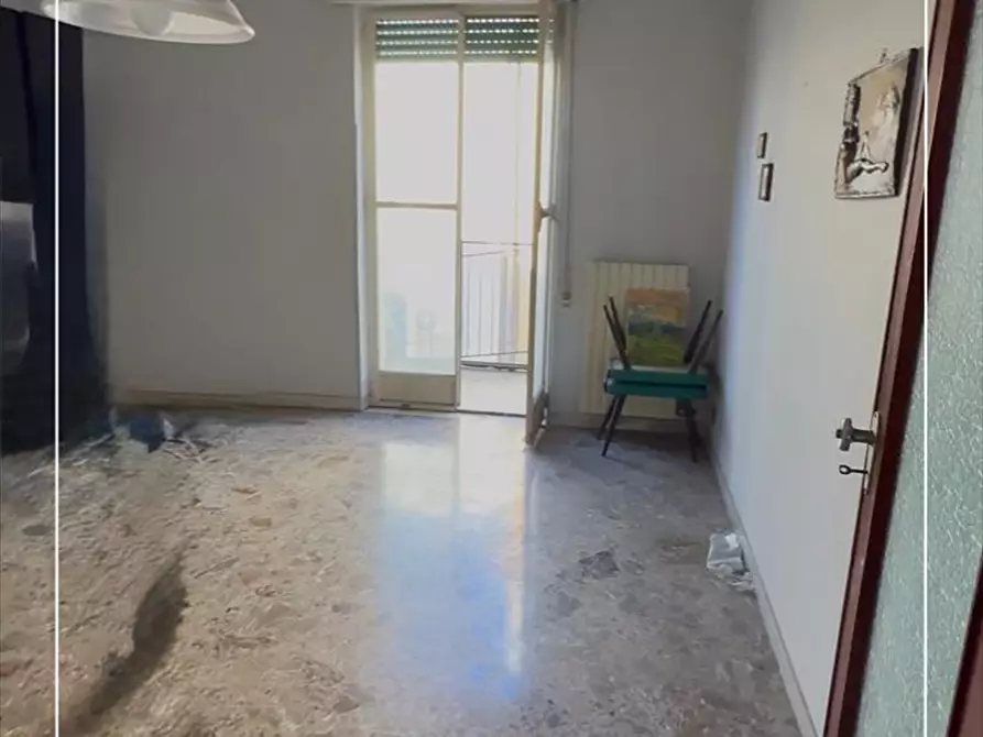 Immagine 11 di Appartamento in vendita  in via temenide 73 a Taranto