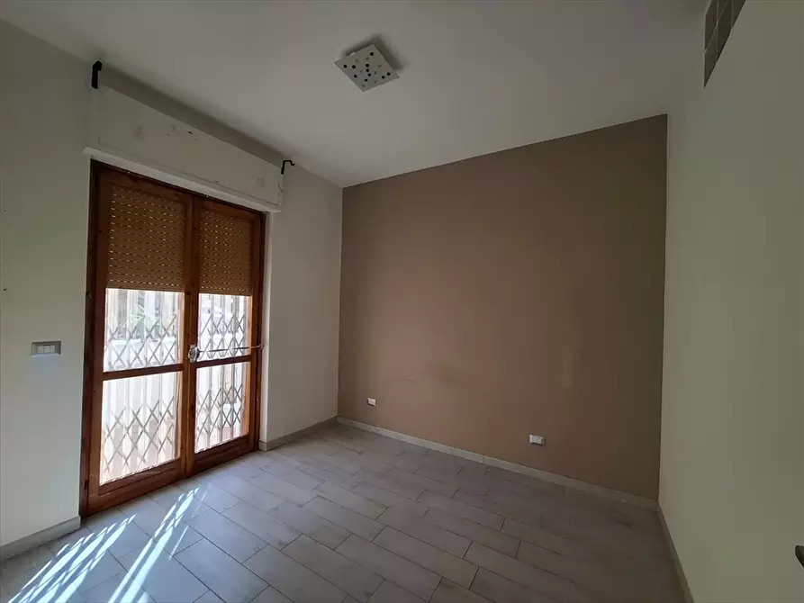 Immagine 5 di Appartamento in vendita  in via Giolitti, 42 a Trani