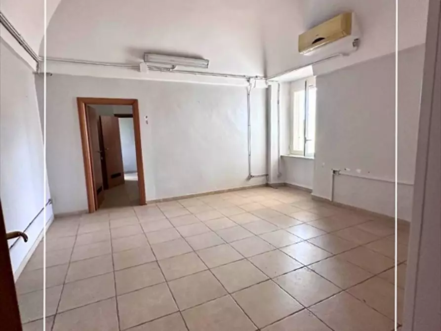 Immagine 20 di Villa in vendita  in VIA VITTORIO EMANUELE N. 144 a Statte
