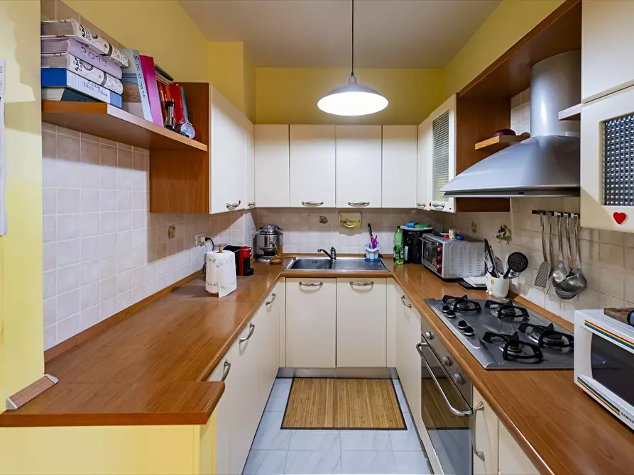 Immagine 13 di Appartamento in vendita  in VIA DEI FRENTANI 117 a Chieti