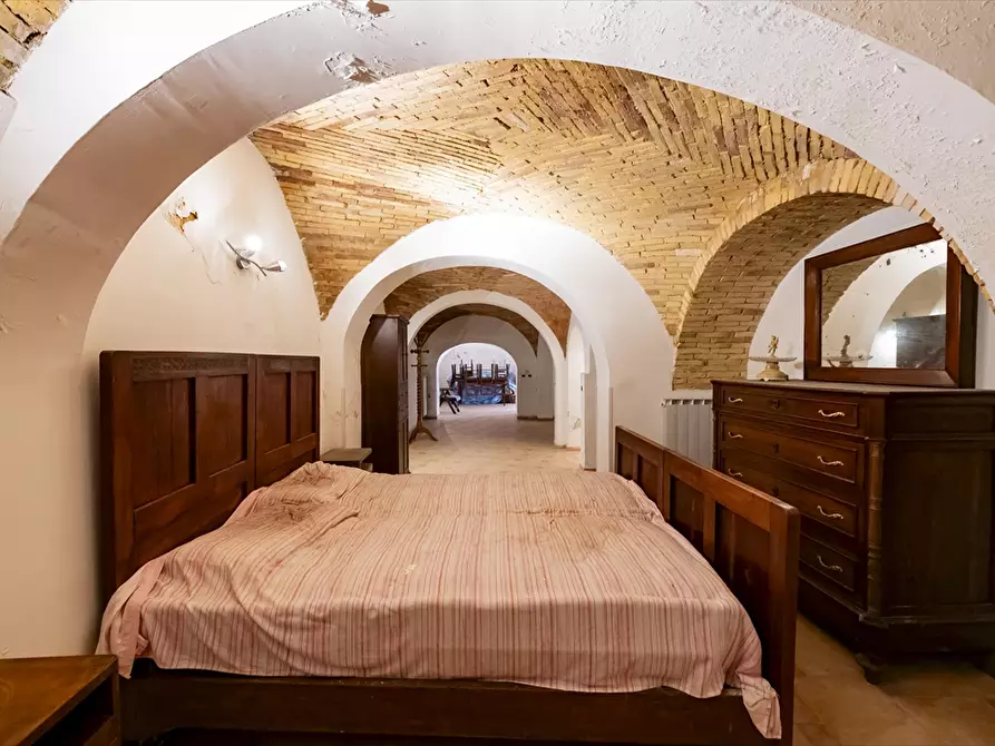Immagine 4 di Magazzino in vendita  in Piazzetta Santa Lucia a Chieti