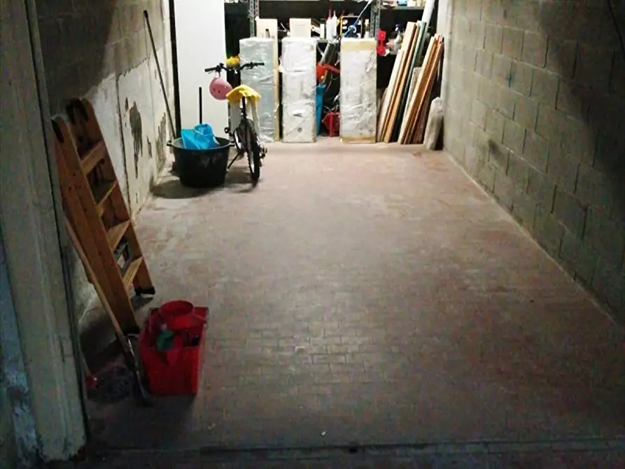 Immagine 12 di Box auto in affitto  a Milano