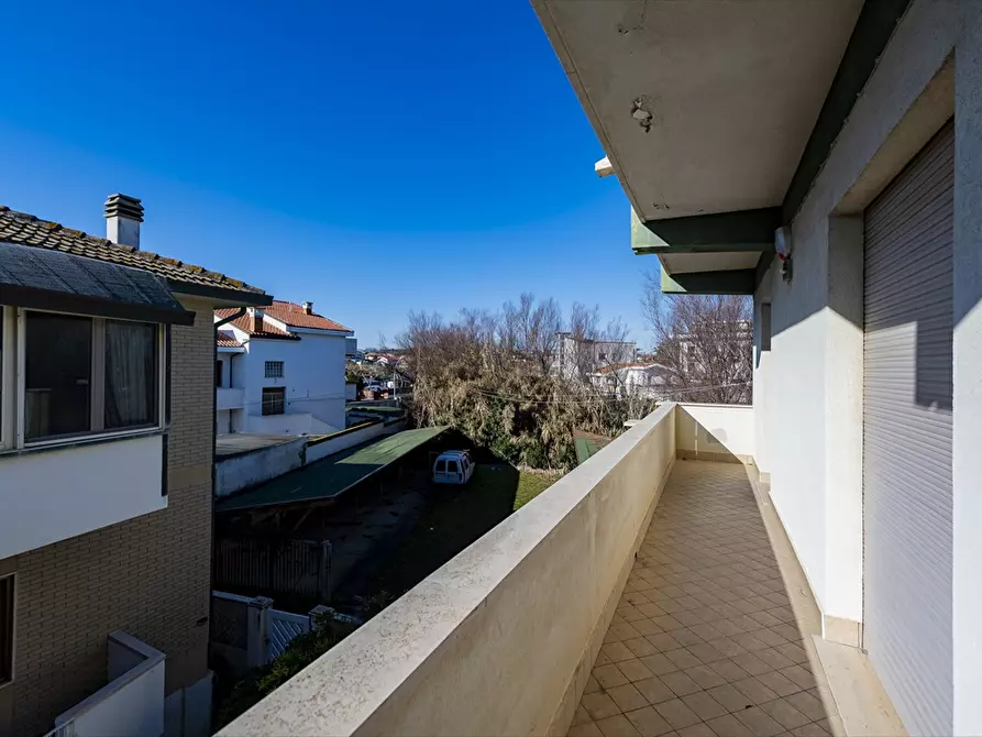 Immagine 23 di Appartamento in vendita  in Via Francesco Paolo Tosti a Francavilla Al Mare