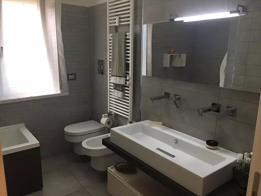 Immagine 15 di Appartamento in vendita  a Chieti