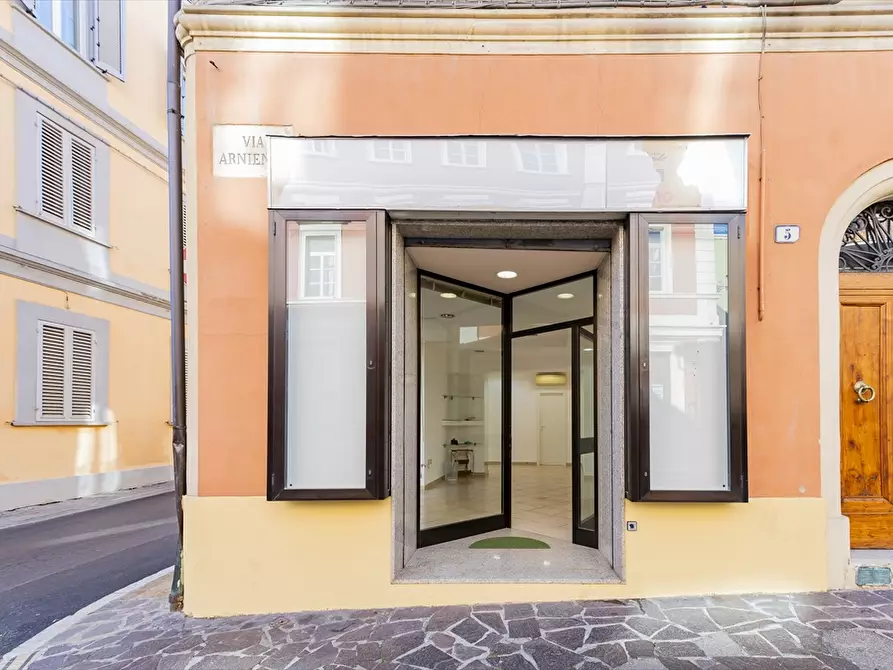 Immagine 4 di Locale commerciale in vendita  in Via Arniense a Chieti