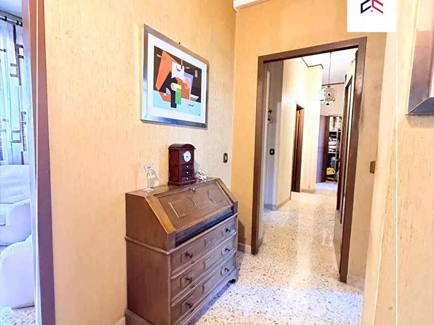 Immagine 10 di Appartamento in vendita  in piazza brodolini 214 a Taranto