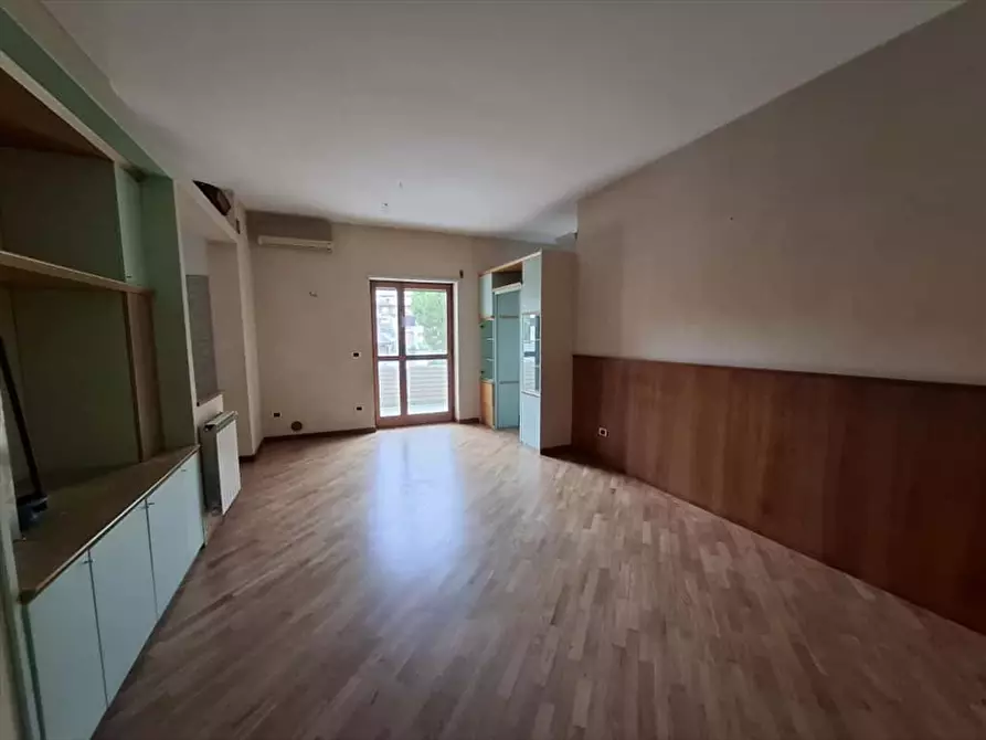 Immagine 8 di Appartamento in vendita  in Via Robert Schuman, 15 a Bari