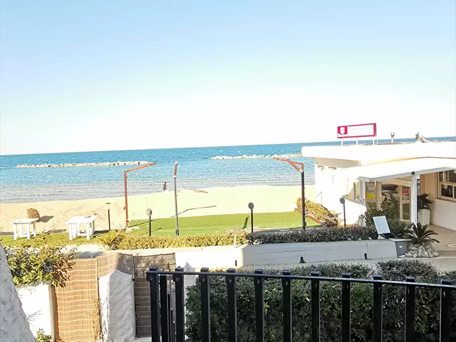 Immagine 7 di Villetta a schiera in vendita  in Viale Alcione a Francavilla Al Mare