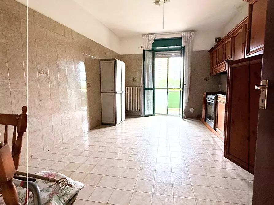 Immagine 14 di Appartamento in vendita  in via scoglio del tonno 40  a Taranto