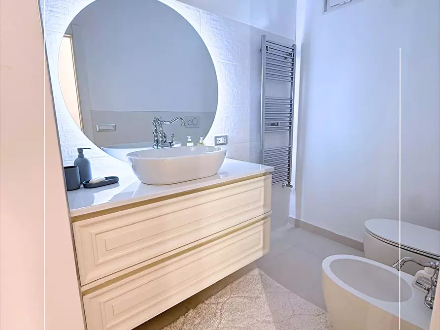 Immagine 24 di Appartamento in vendita  in via dante 236 a Taranto