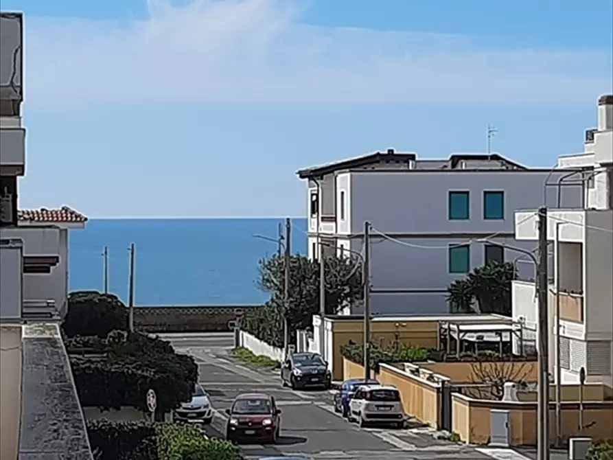 Immagine 1 di Appartamento in vendita  in Via Lombardia, 20 a Anzio