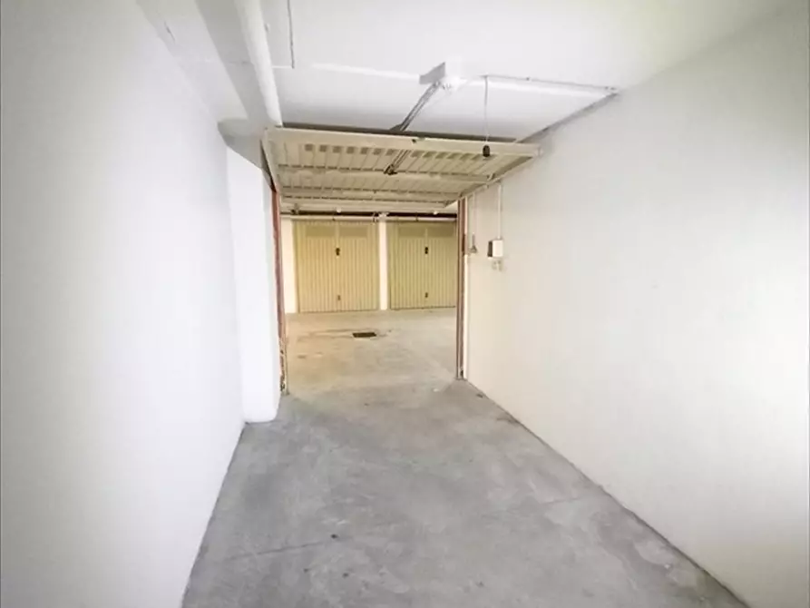 Immagine 20 di Garage in vendita  in Via Gennargentu n. SNC a Sassari