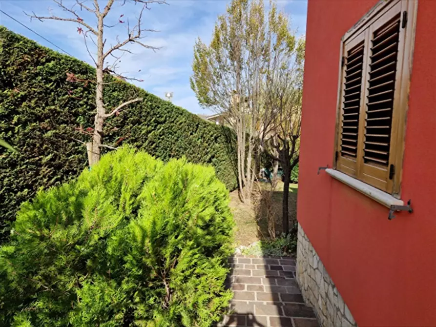 Immagine 25 di Villa in vendita  in Contrada Santone a Isola Del Gran Sasso D'italia