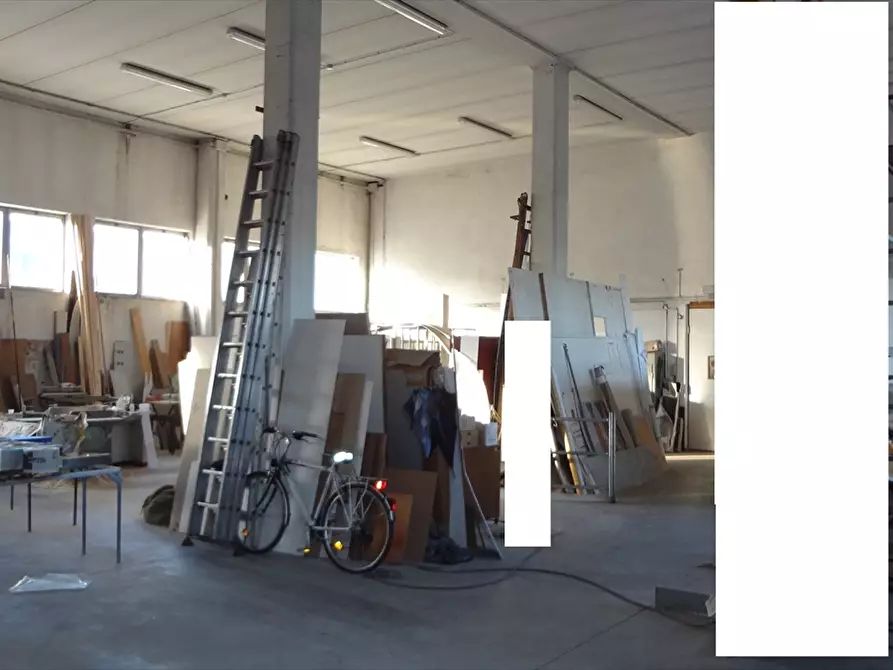 Immagine 12 di Capannone industriale in vendita  in Via Po a San Giovanni Teatino