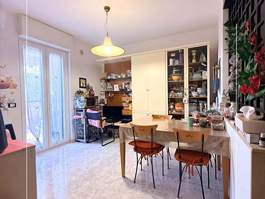 Immagine 16 di Appartamento in vendita  in via scoglio del tonno 51 a Taranto