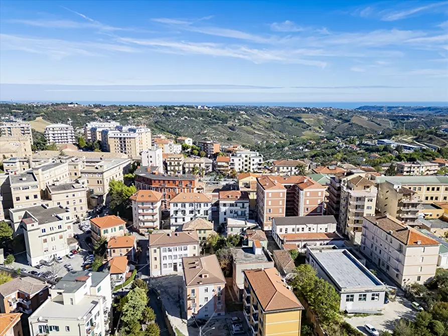 Immagine 9 di Appartamento in vendita  in Via D'Aragona a Chieti