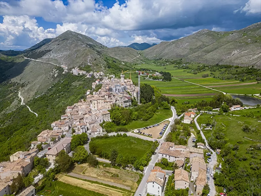Immagine 10 di Appartamento in vendita  a Santo Stefano Di Sessanio