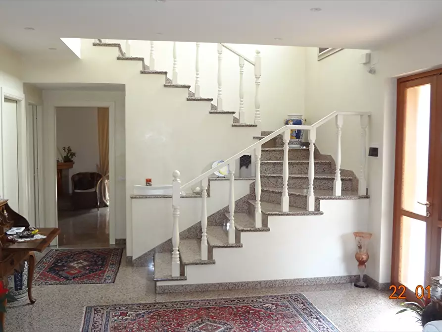 Immagine 8 di Villa in vendita  in Via Vittorio Veneto a Chieti