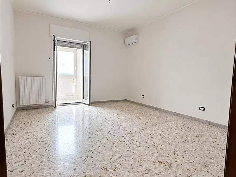 Immagine 7 di Appartamento in vendita  in corso piemonte 111 a Taranto