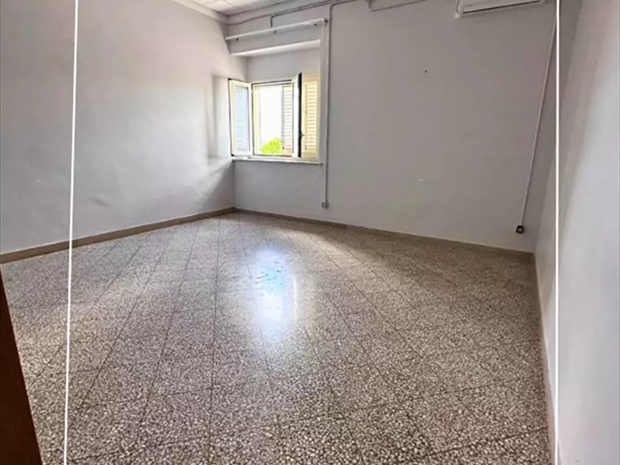 Immagine 24 di Villa in affitto  in corsi vittorio emanuele 144 a Statte