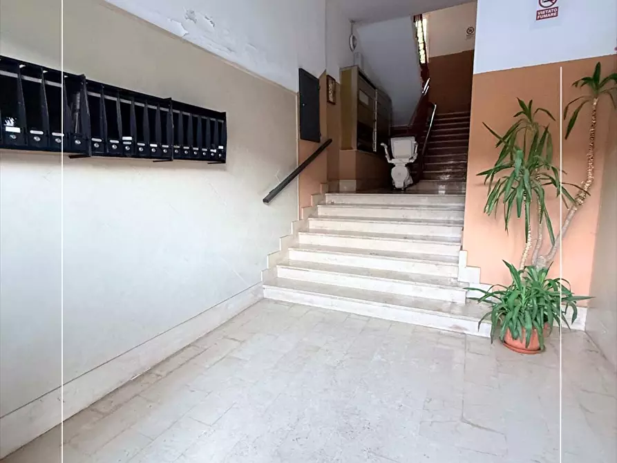 Immagine 4 di Appartamento in vendita  in via cugini 37 a Taranto