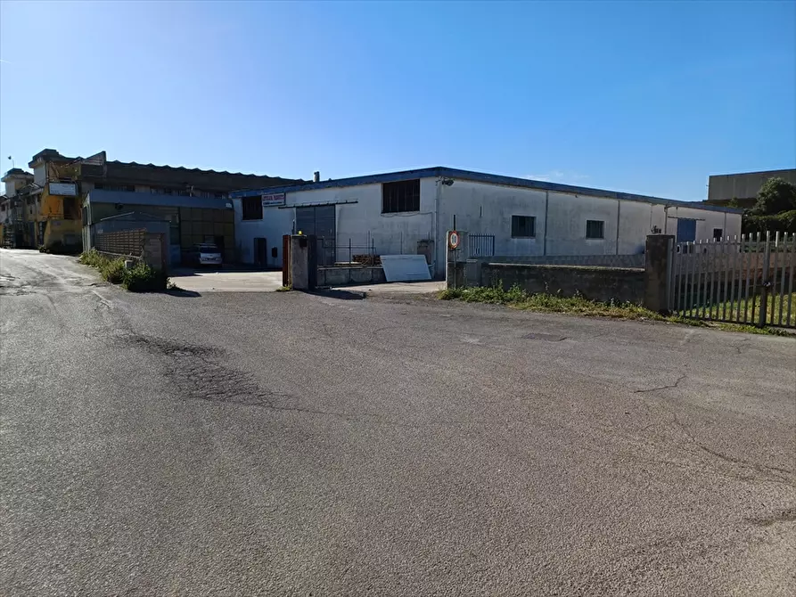 Immagine 2 di Capannone industriale in vendita  in Località Predda Niedda Strada 25 a Sassari
