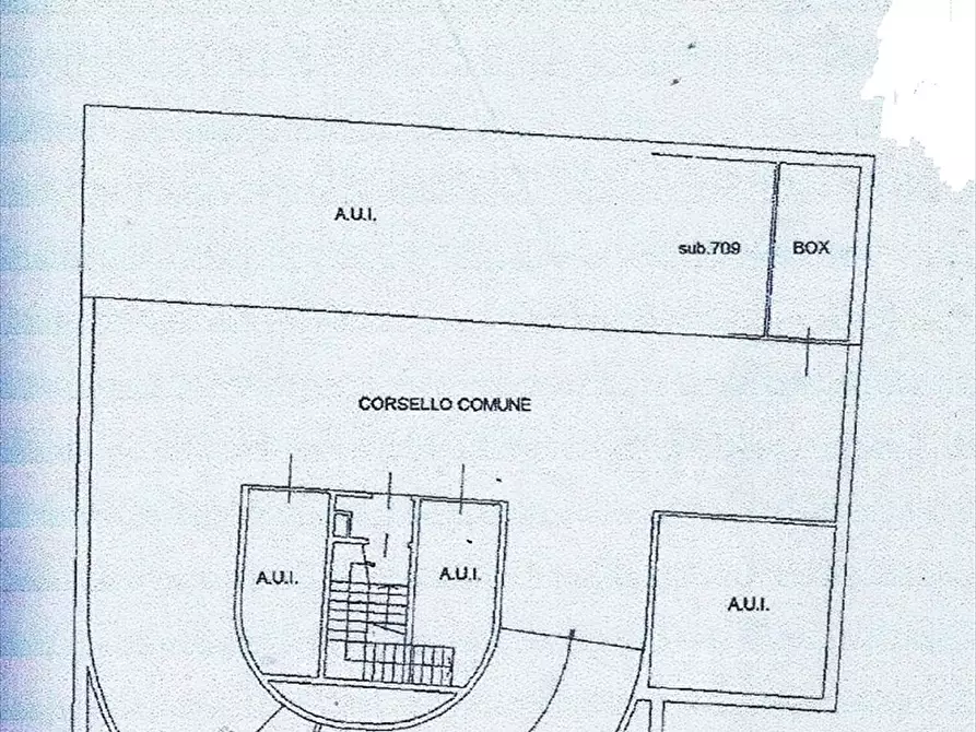 Immagine 14 di Box auto in vendita  in via Franco Faccio 20 a Milano