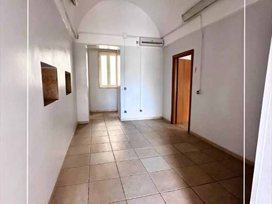 Immagine 12 di Villa in vendita  in VIA VITTORIO EMANUELE N. 144 a Statte