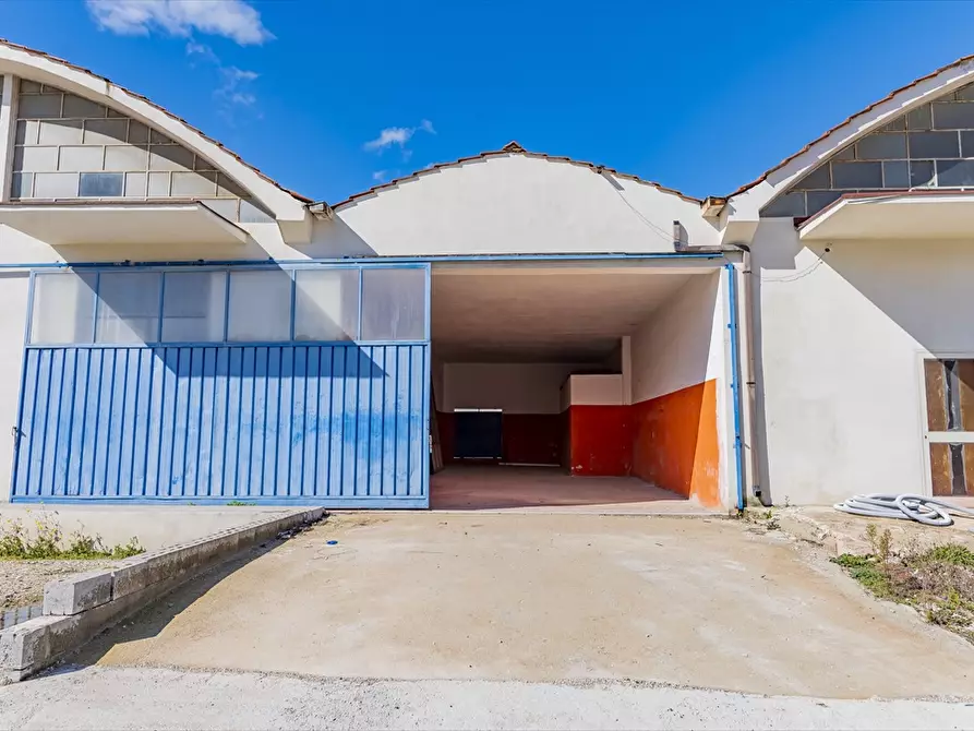 Immagine 15 di Capannone industriale in vendita  in Via Marvin Gelber a Chieti