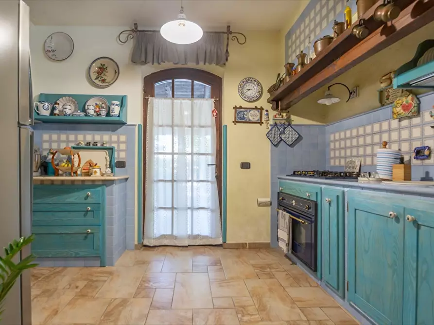 Immagine 4 di Villa in vendita  a Bucchianico