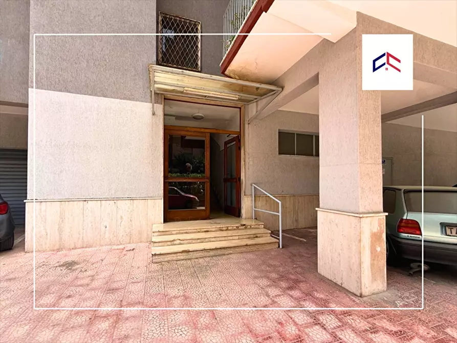 Immagine 2 di Appartamento in vendita  in via lazio 84 a Taranto