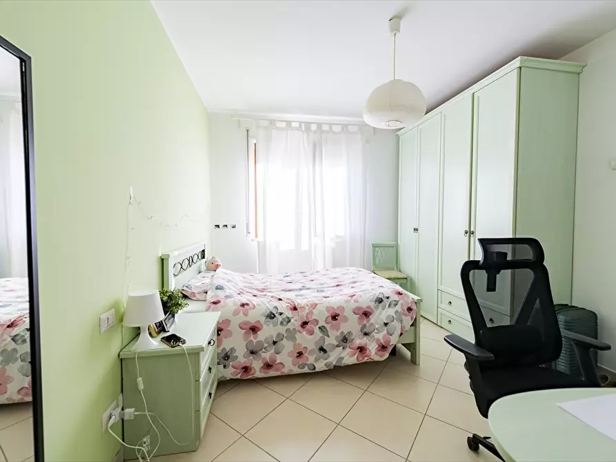 Immagine 15 di Appartamento in vendita  in Via Beirut  a Chieti