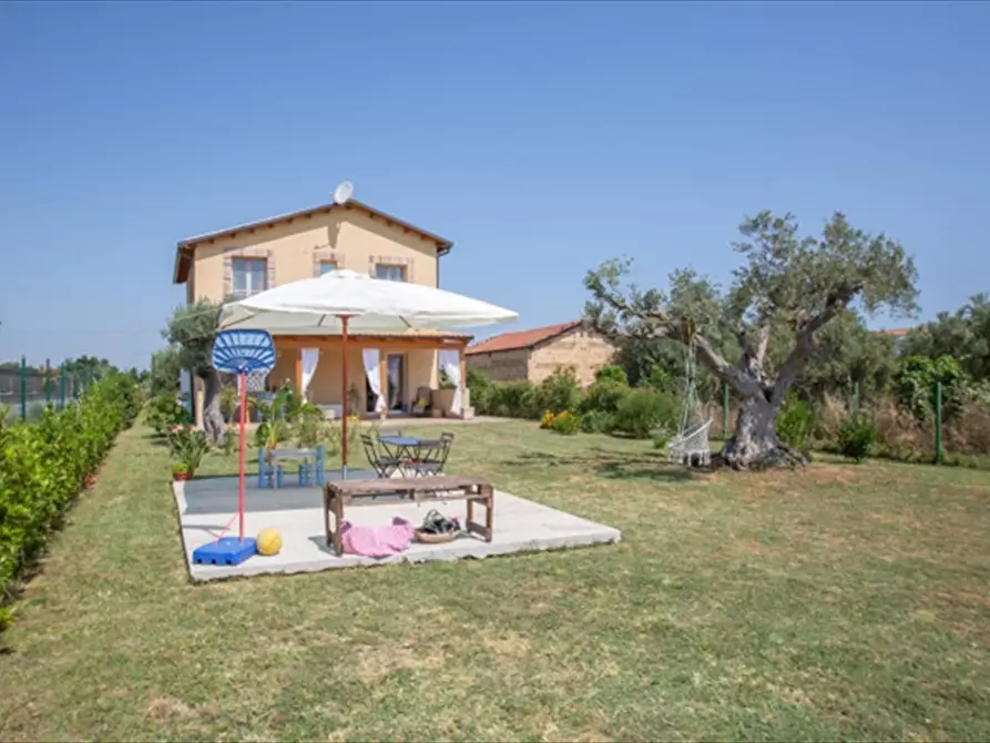 Immagine 2 di Casa indipendente in vendita  in Contrada Sterpari del Garda - Nr. 22 a Rocca San Giovanni