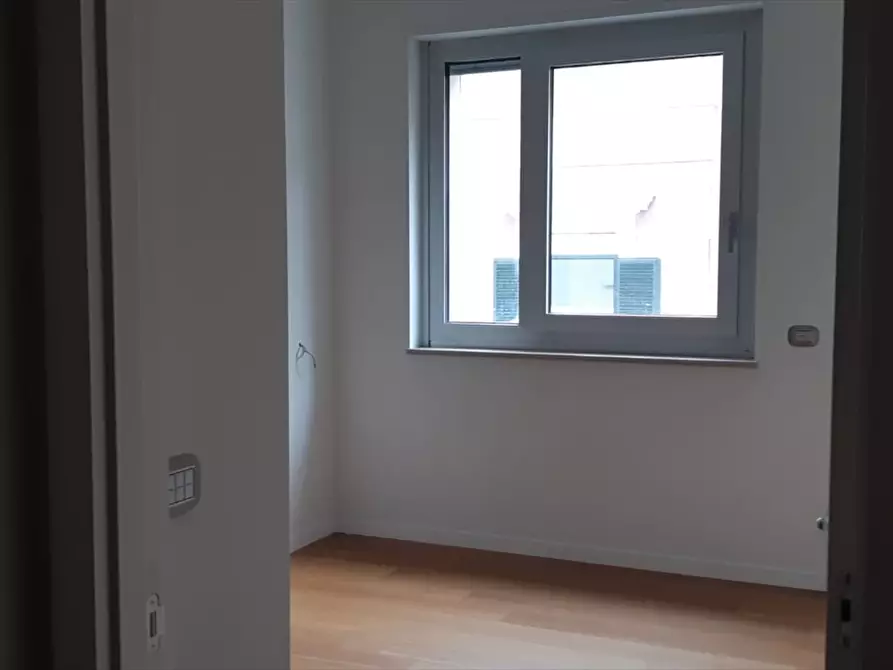 Immagine 14 di Appartamento in vendita  in Via Roberto da Bari 75 a Bari