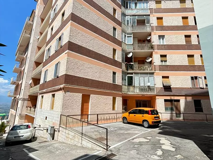 Immagine 1 di Appartamento in vendita  in via madonna degli angeli a Chieti