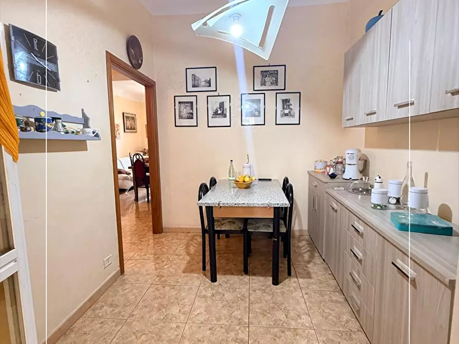 Immagine 10 di Appartamento in vendita  in via giovanni pascoli  a Taranto