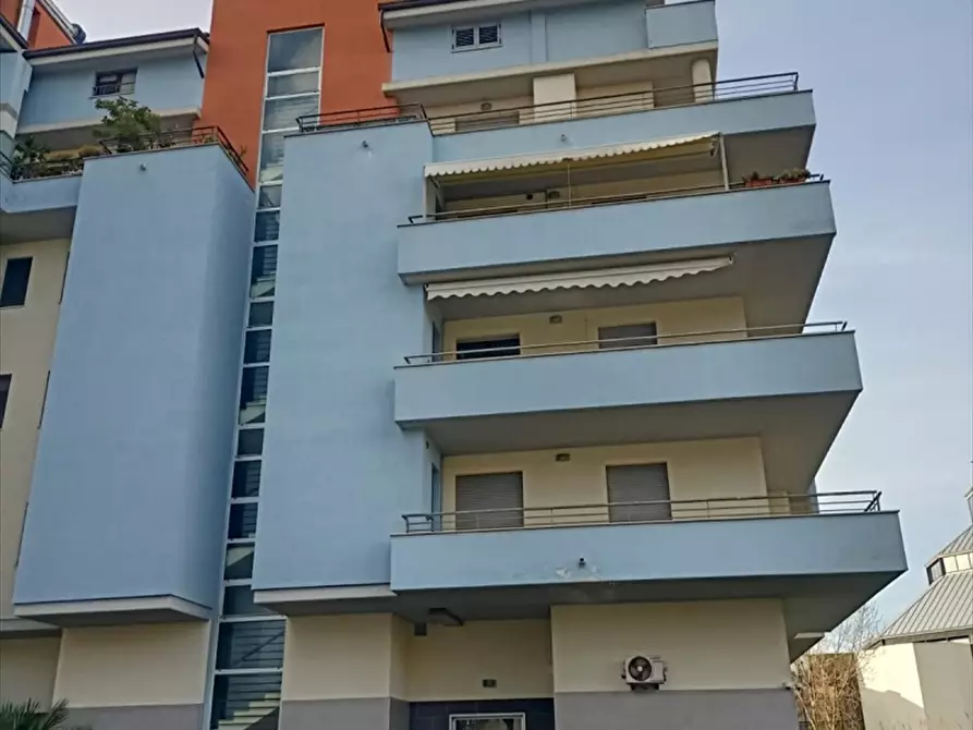 Immagine 2 di Appartamento in vendita  in Via Strasburgo 19 a Montesilvano