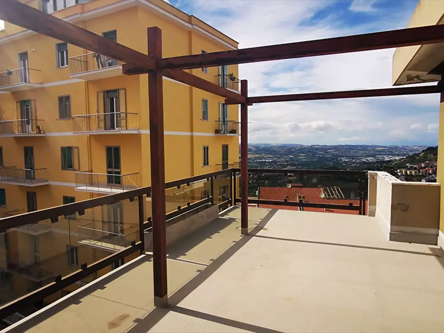 Immagine 11 di Appartamento in vendita  in Via Silvino Olivieri a Chieti