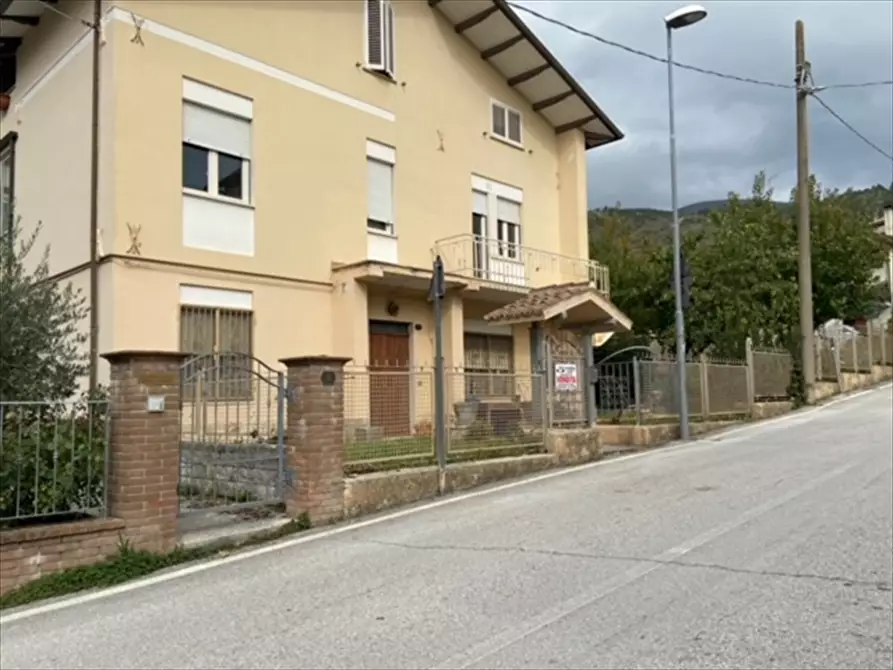 Immagine 1 di Appartamento in vendita  in Via Brunozzi a Sigillo