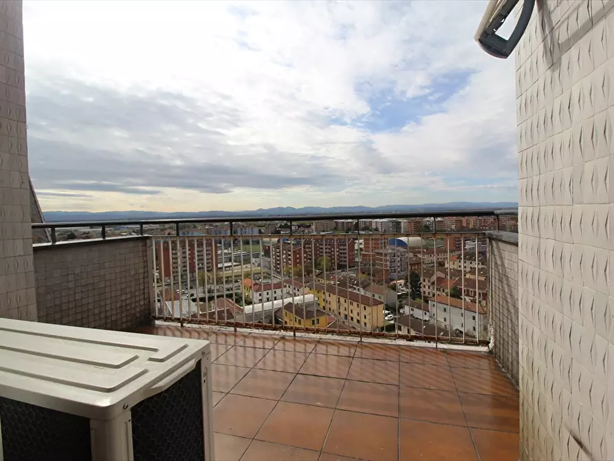 Immagine 22 di Appartamento in vendita  in Corso Acqui a Alessandria