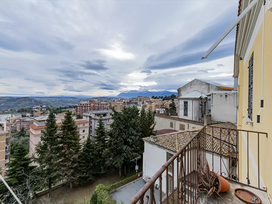 Immagine 26 di Appartamento in vendita  in VIA MATER DOMINI a Chieti