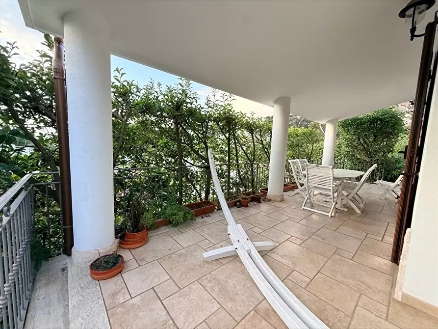 Immagine 14 di Villa in vendita  in VIA SATURO 407 a Leporano